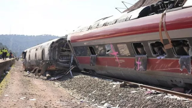 Aumenta a 43 el número de muertos en el accidente ferroviario de Adamuz: nuevo cadáver en las vías