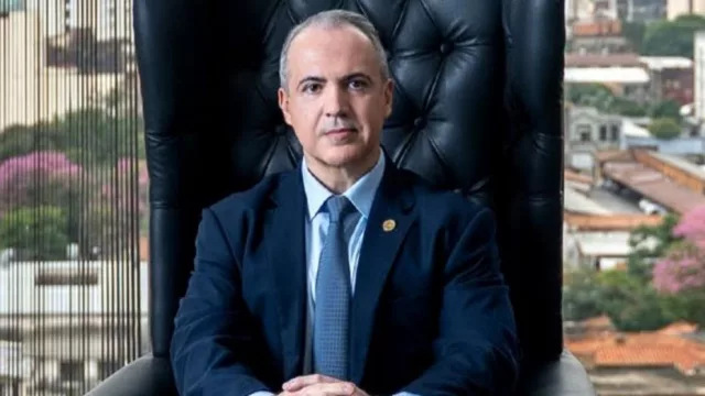 Franquicia o sucursal: lo que todo empresario debe saber legalmente antes de expandirse