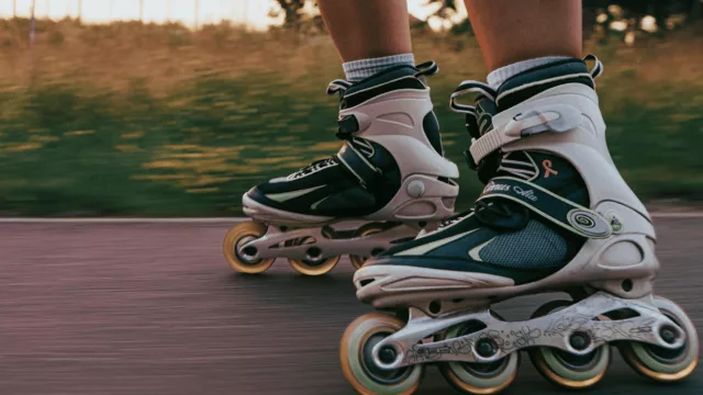 La movida roller crece y suma cada fin de semana nuevos fanáticos