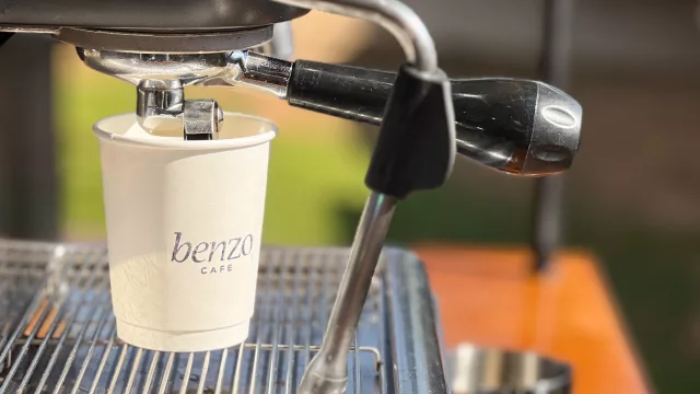 Benzo: la barra móvil de café gana popularidad en eventos corporativos, bodas, bautismos y cumpleaños