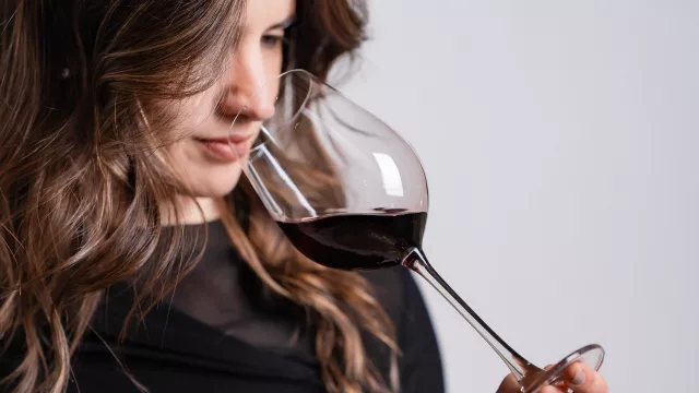 Por qué no encontrás las violetas en el vino