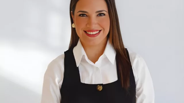 Proyecto de día libre por cumpleaños abre debate entre bienestar laboral, productividad y costos