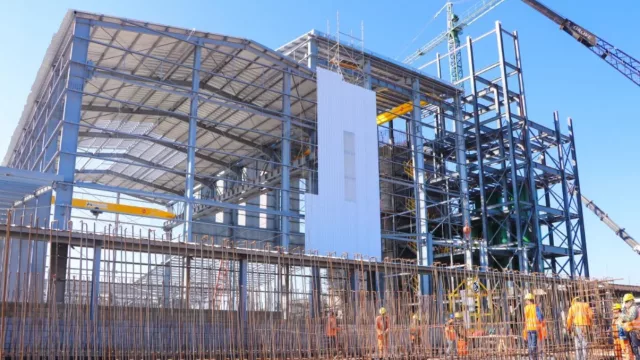 Un nuevo jugador entra al negocio de envases de vidrio con mega planta en Villa Hayes (iniciará operaciones este año)