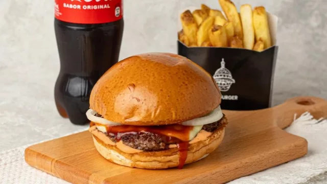 AsuBurger: de una cancha de pádel a una marca gastronómica con identidad paraguaya