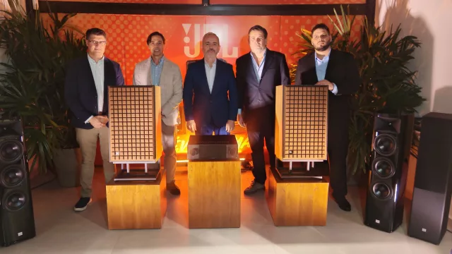 Compra con experiencia: Esmart impulsa el segmento de audio de alta gama con su nuevo espacio Luxury