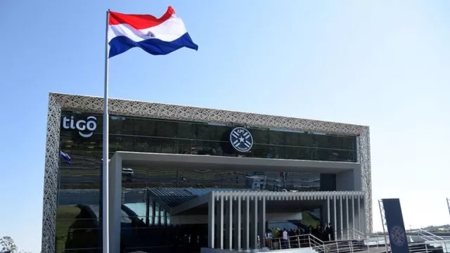 El negocio de la pasión: la APF activa un agresivo plan de marketing a poco más de 40 días del Mundial