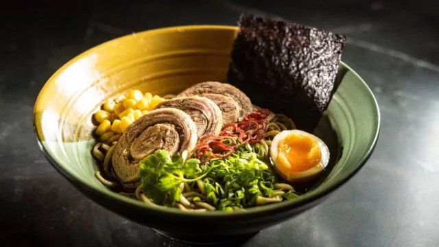 La experiencia Karaku: el ramen artesanal que convierte un plato japonés en una experiencia cultural