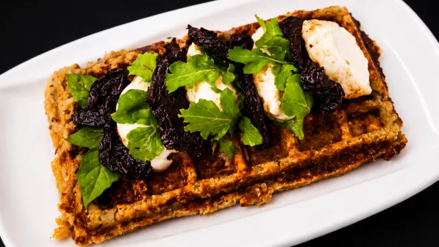 Waffle Roga abre nueva sucursal apostando por sabores como waffle chipa y opciones keto
