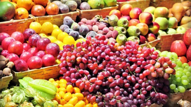 Comercio agrícola con Perú se acelera: nuevo sistema agiliza el tránsito de productos vegetales