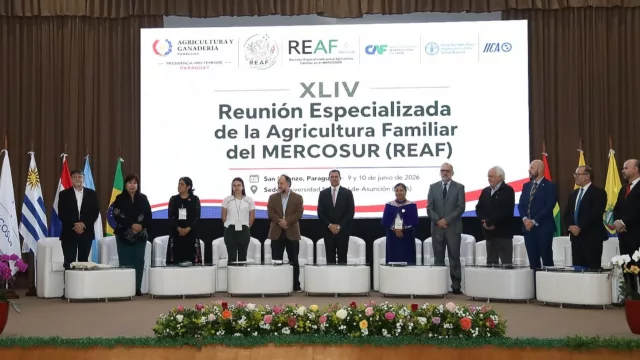 Iván León Ayala: “La agricultura familiar cumple un rol social asociado a ser la garantía de nuestra seguridad alimentaria y nutricional”