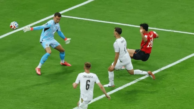 Corea del Sur firmó una remontada épica: venció 2-1 a Chequia y comparte la cima del Grupo A (Se pone picante)