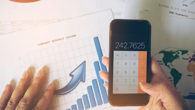 Comercio y servicios crecieron 3% en abril y acumulan una expansión de 5,5% en 2026