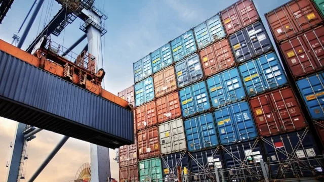Tres de cada cuatro dólares en materias primas industriales vienen de China e India