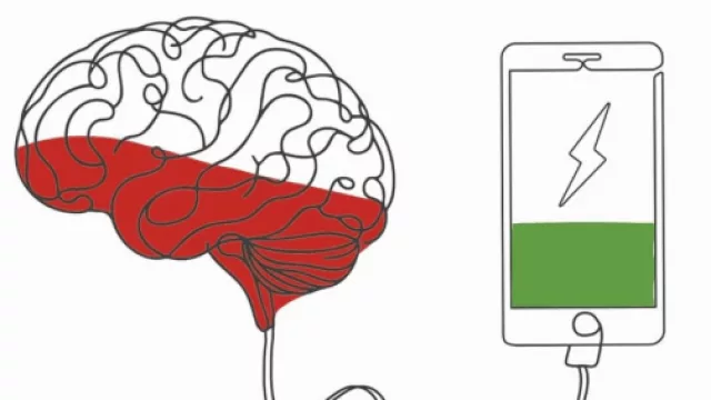 Cerebros secuestrados: la pandemia silenciosa del scroll infinito que apaga tu atención (una alerta real de la ciencia)