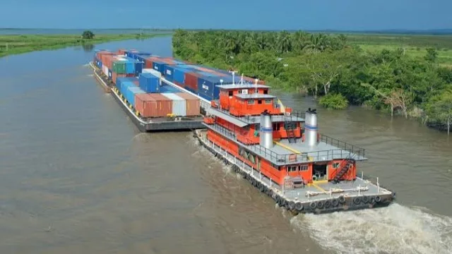 Argentina privatizó la hidrovía: empresarios del sector fluvial monitorean proceso para la fijación del peaje