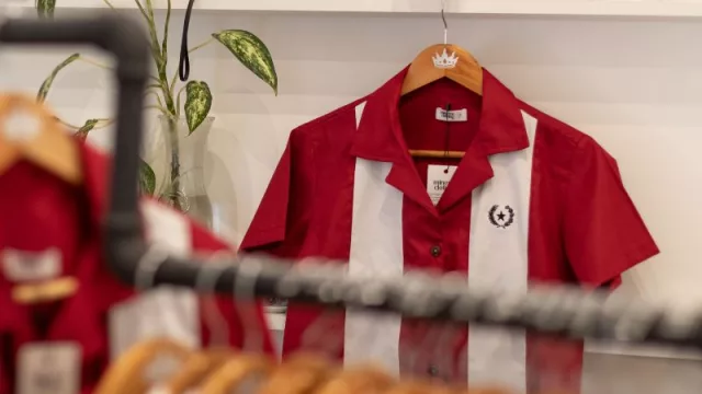La camiseta de la ilusión: cuando las marcas dejan de vender para representar identidad