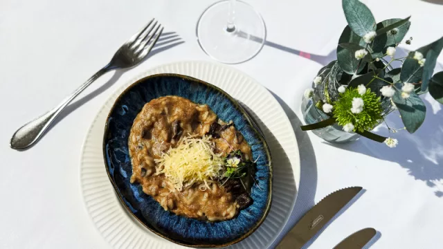 Un recorrido para saborear Las Mercedes: el nuevo circuito que une gastronomía, patrimonio y cine