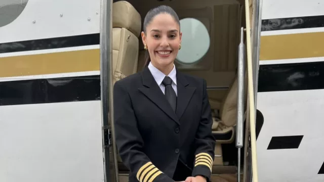 Desde niña soñó con pilotar aviones y hoy, a los 28 años, vive de la profesión que siempre amó
