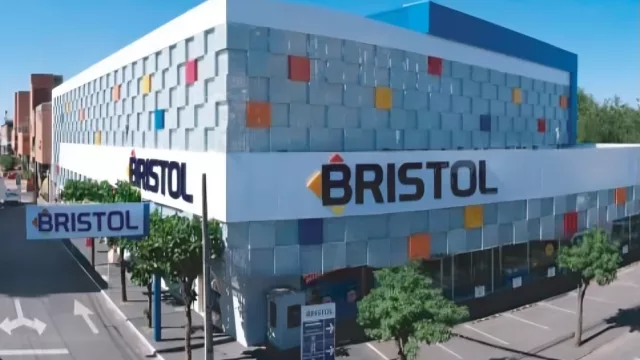 Bristol celebra 46 años con el sorteo de una camioneta 0KM y megas ofertas