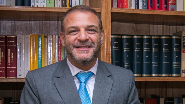 Cuando la IA lava activos: la investigación de un abogado paraguayo que pone a Europa a debatir quién responde por el delito