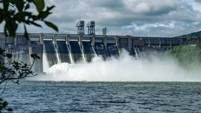 ¿Una nueva hidroeléctrica binacional? Reactivan en Argentina el debate sobre Corpus Christi (un proyecto de US$ 4.200 millones)