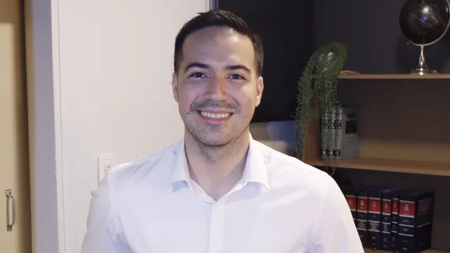 Cuándo una empresa necesita dejar de tener un abogado y empezar a tener asesoría jurídica permanente