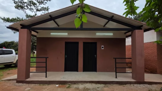 Baños que dan dignidad: el proyecto que busca decirles adiós a las letrinas en 350 escuelas del país
