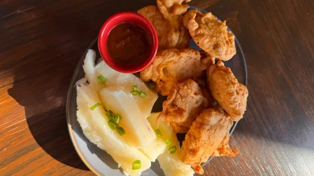 ¡Surgen unas empanadas de copetín! Si vas a Caacupé, tenés que conocer Porfiria y su cocina casera