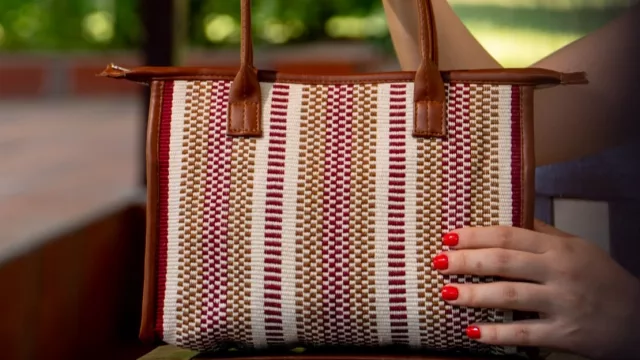 Tejidos propios, trabajo artesanal y marcas: Artesanía San Francisco amplía su negocio textil
