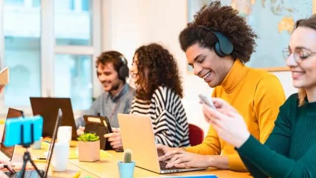 ¿La Generación Z está menos preparada para trabajar? Lo que dicen empresarios y reclutadores de talentos