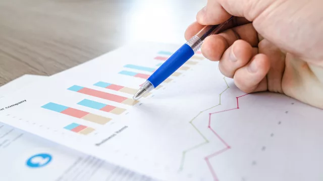 La confianza empresarial regresó a terreno positivo en agosto, pero no alcanzó a todos los sectores