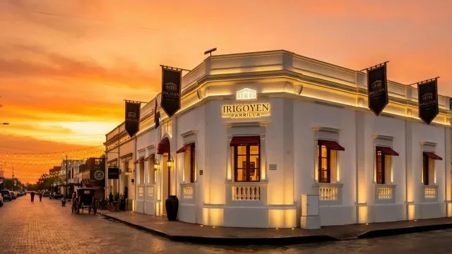 Irigoyen Parrilla, la nueva propuesta gastronómica en Concepción que combina historia y sabores regionales