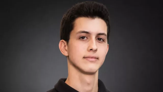 Con 16 años, Mateo Palau desarrolla una IA que ejecuta tareas y verifica resultados