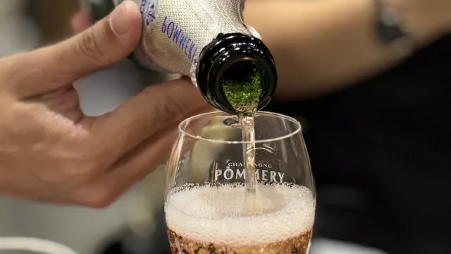 El champagne ya no espera una celebración: nuevas tendencias impulsan su consumo (proyectan crecer a doble dígito)