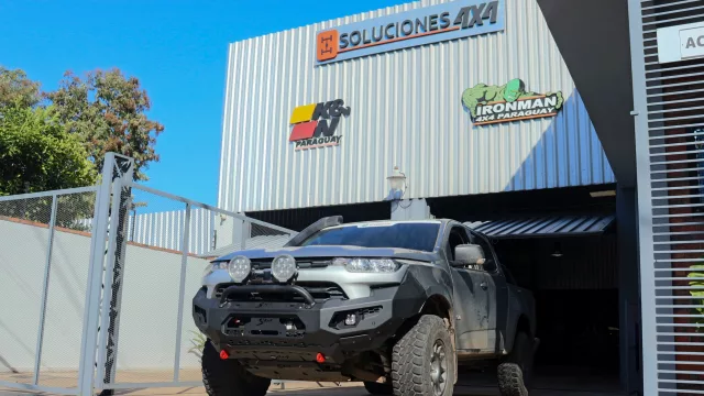 “Un paragolpes importado puede costar G. 14 millones”: una ingeniería paraguaya lo fabrica a mitad de precio