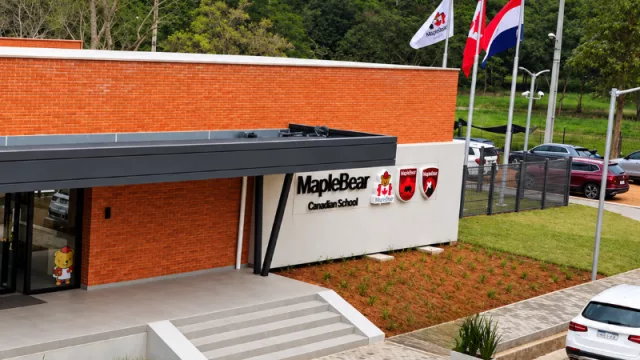Maple Bear Surubi’i celebra reconocimiento internacional y avanza en su expansión académica y edilicia